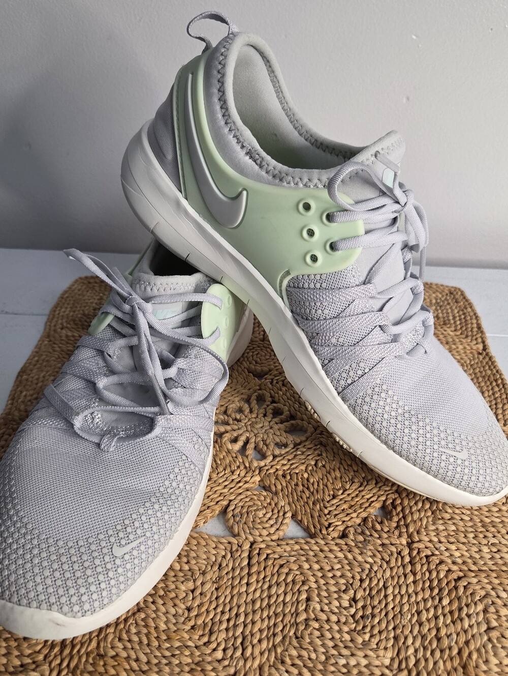 Nike Tennis Shoes Women' s Size 7